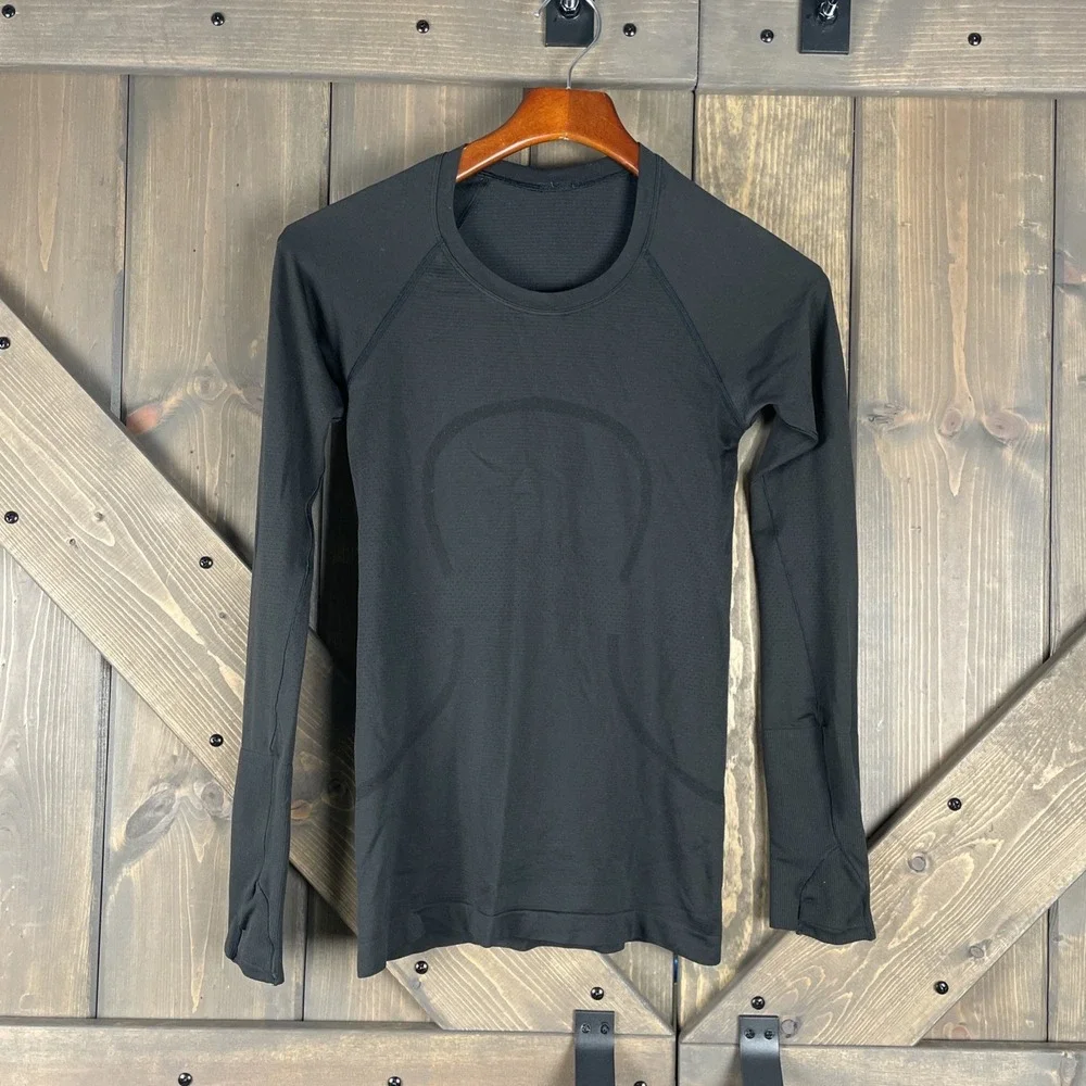 Lululemon Swiftly Tech Long Sleeve Black Women's Size 4